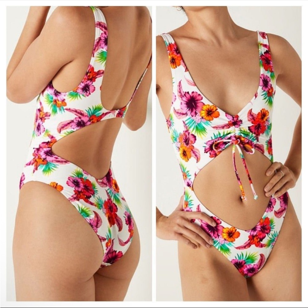 VS PINK RUNCHED FRONT ONE PIECE BATHING SUIT